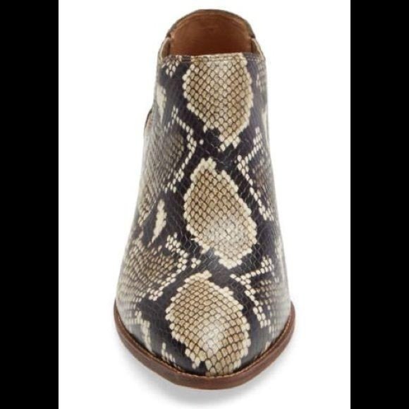 Madewell Sonia Low Leather Snakeskin Chelsea Boot - Picture 4 of 12